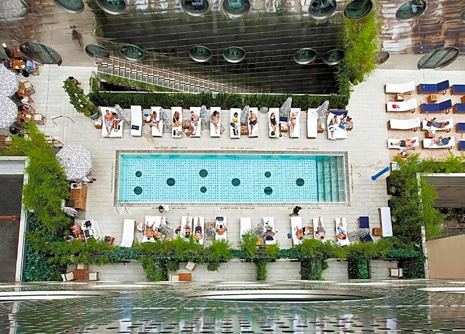 Dream Downtown by Hyatt