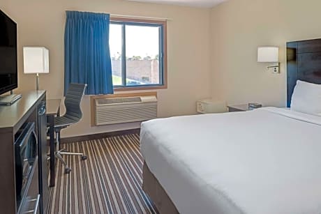Queen Room - Disability Access/Non-Smoking