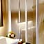Mayflower Grande Hotel