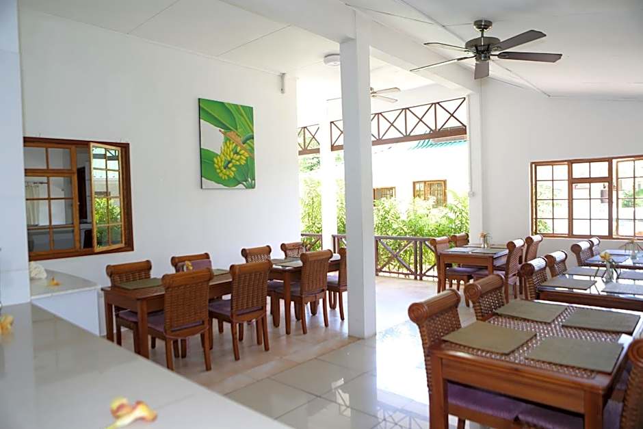 Le Surmer Self Catering Chalets