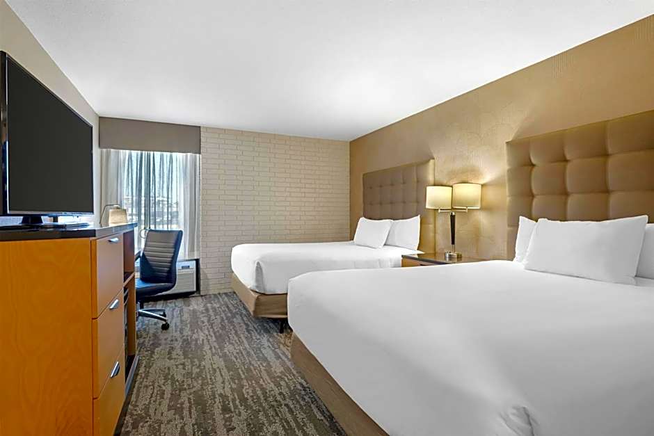 Drury Inn & Suites Joplin