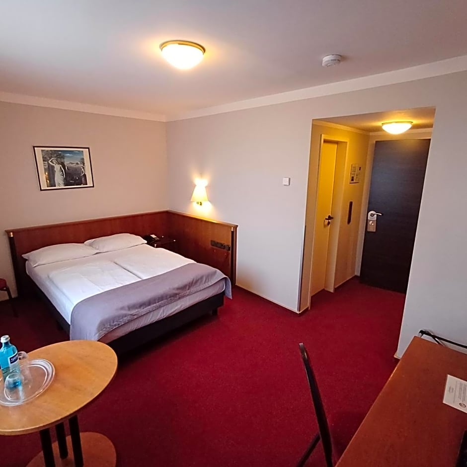 Trip Inn PostHotel Düren