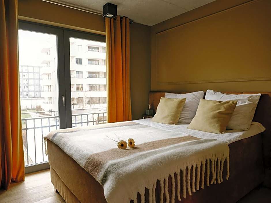 Art Apartments