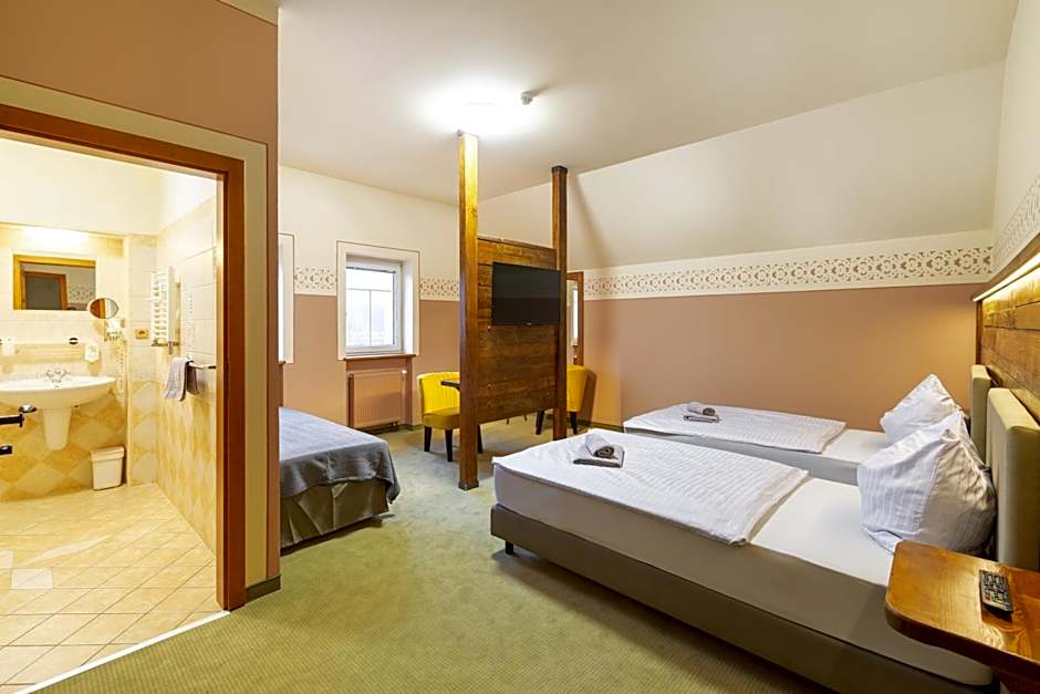 Hotel U Simla