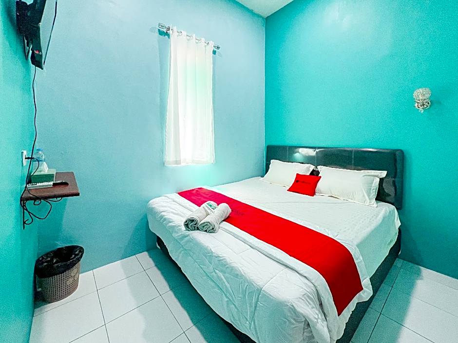 RedDoorz near Sunrise Mall Mojokerto