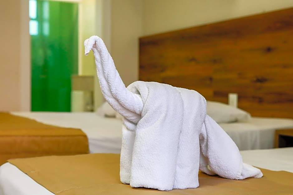 Del Rey Quality Hotel