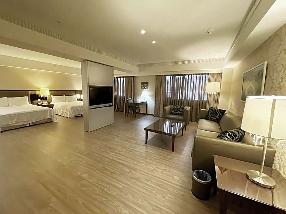 CHECK inn Taipei Neihu