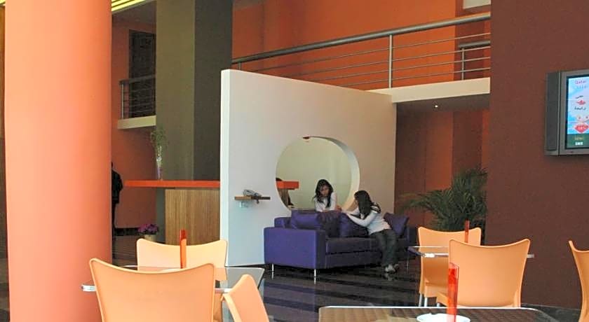 Suite Hotel Chrome