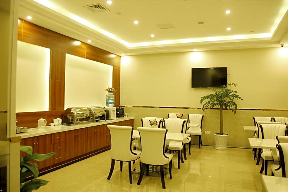 GreenTree Inn Jiangsu Huaian Chuzhou Avenue Business Hotel