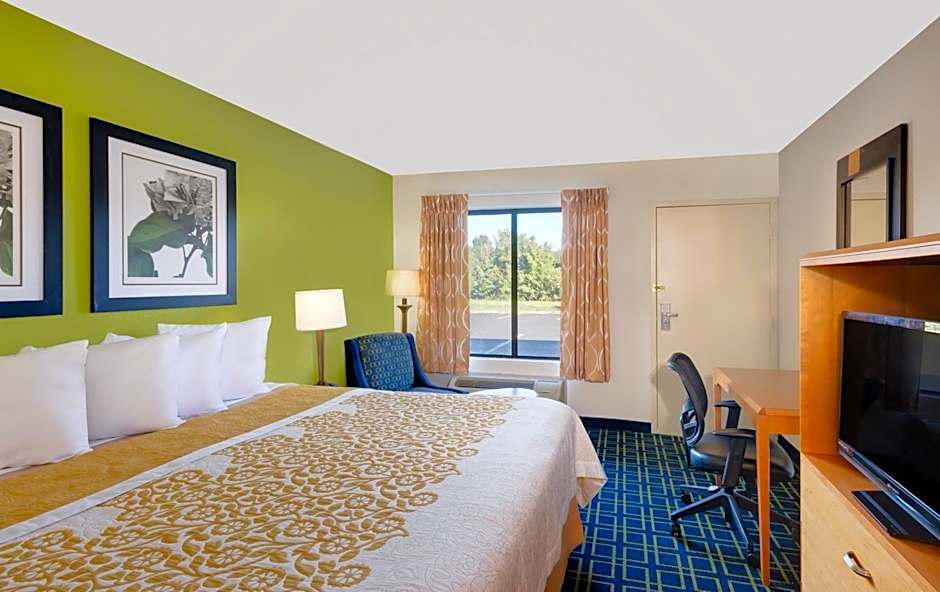 Days Inn by Wyndham Easton