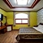 Trevi Hotel