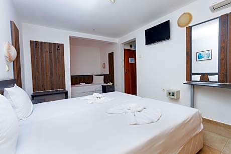 Economy Triple Room