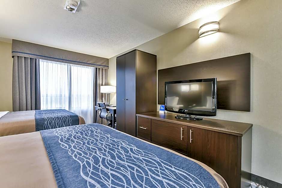 Photo 1 of 3 of 2 Queen Beds, Ground Floor
