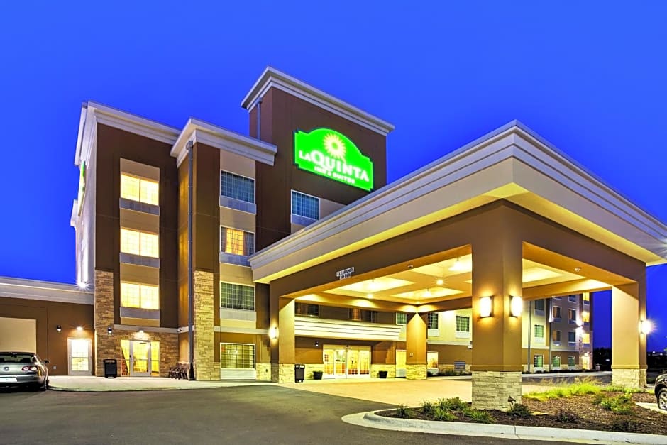 La Quinta Inn & Suites by Wyndham Rochester Mayo Clinic S