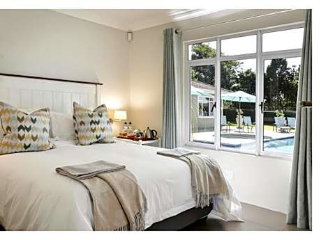 66 On Monzali 4 Star Luxury Guesthouse