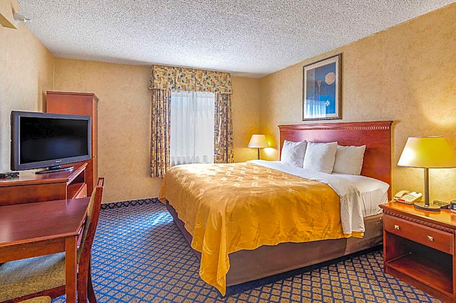 Photo 1 of 2 of Efficiency 1 King Bed Suite