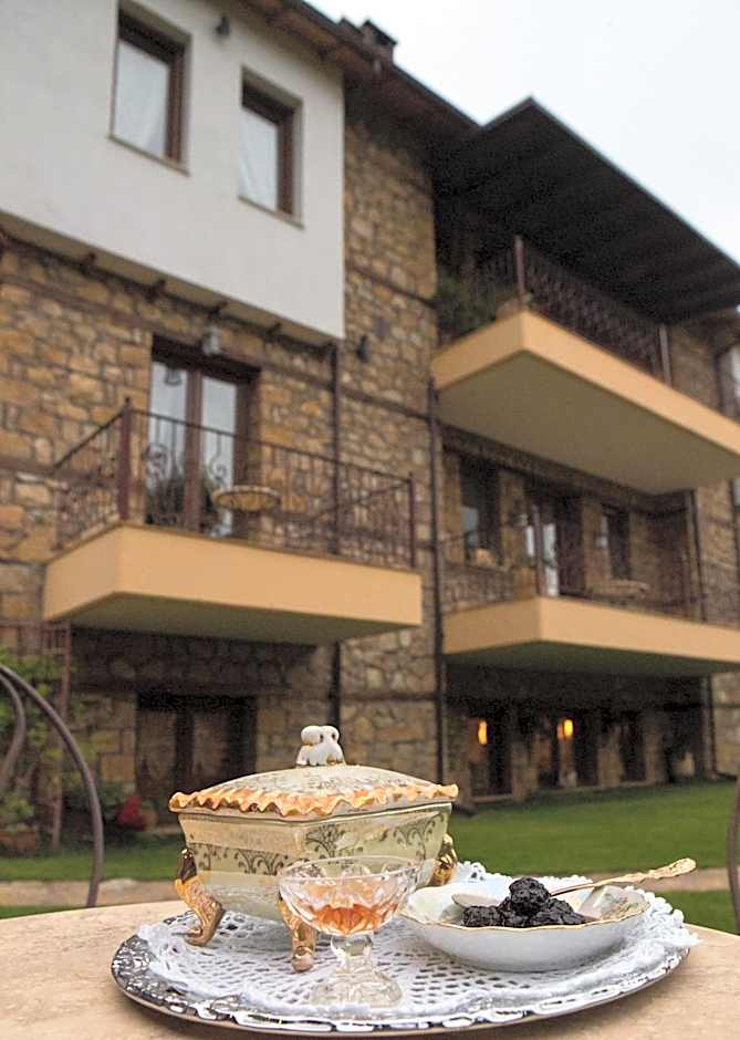 Archontiko Emmanouilidi Suites