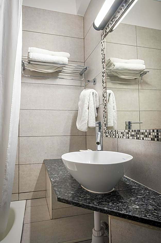 Kefalos Damon Hotel Apartments