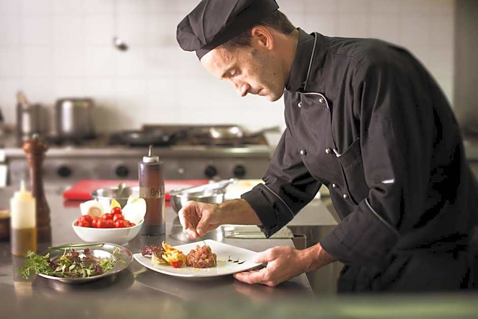 Sardegna Hotel - Suites & Restaurant