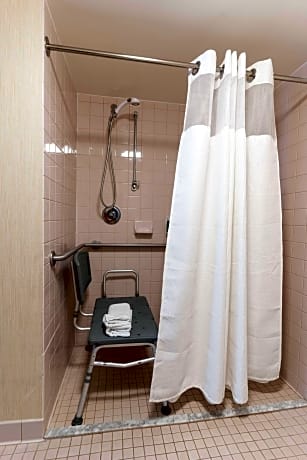 Two Bedroom Suite - Two Queens - Mobility Accessible - Roll-In Shower
