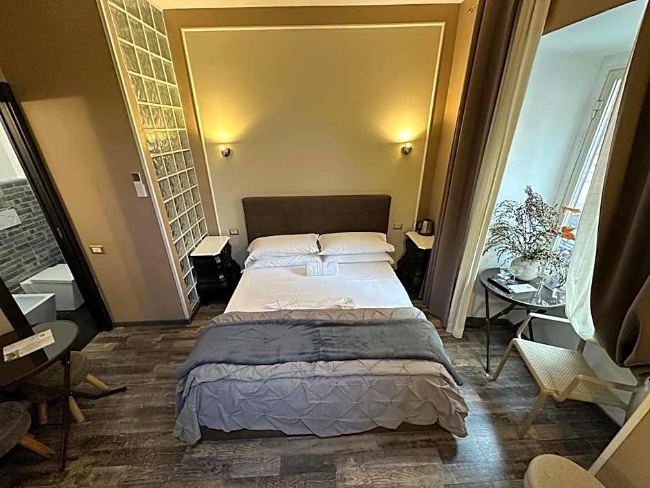 Candia Rooms