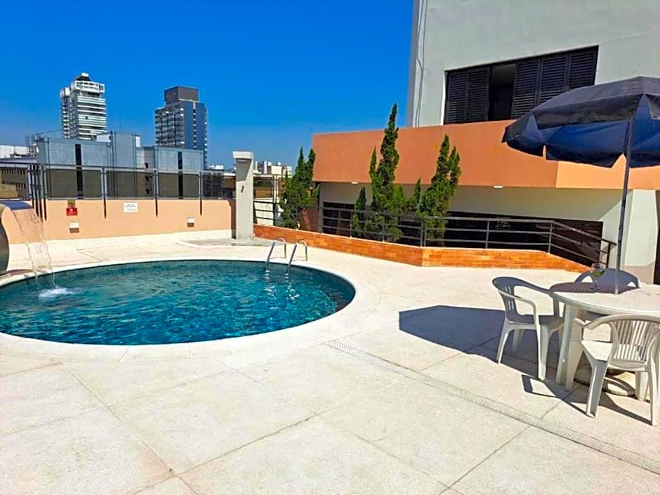 Cosmopolitan Praia Flat