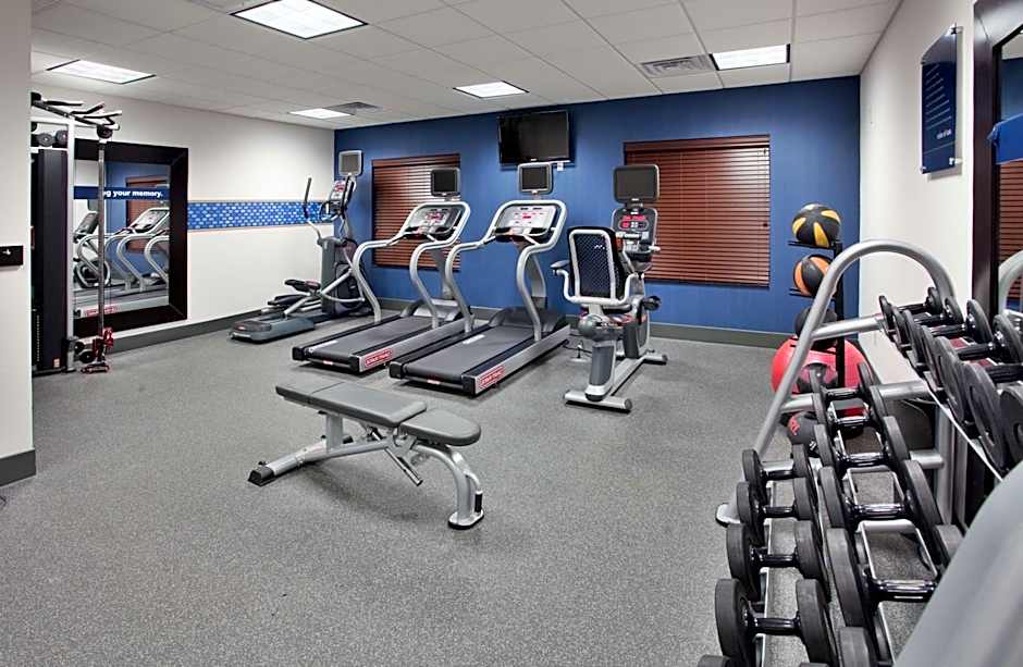 Hampton Inn By Hilton and Suites Dickinson ND