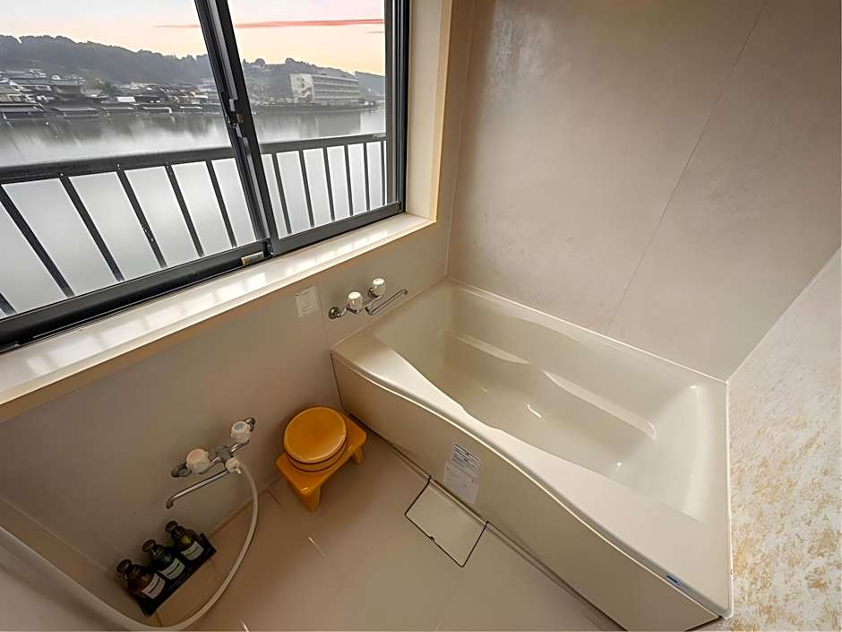 Mikuma Hotel