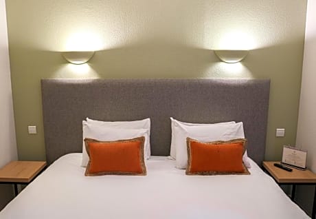 Double Room on the Ground Floor - View of the Garden