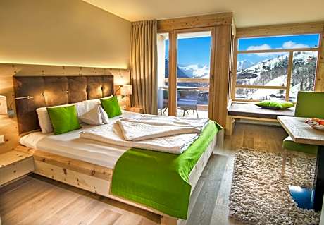 Superior Junior Suite