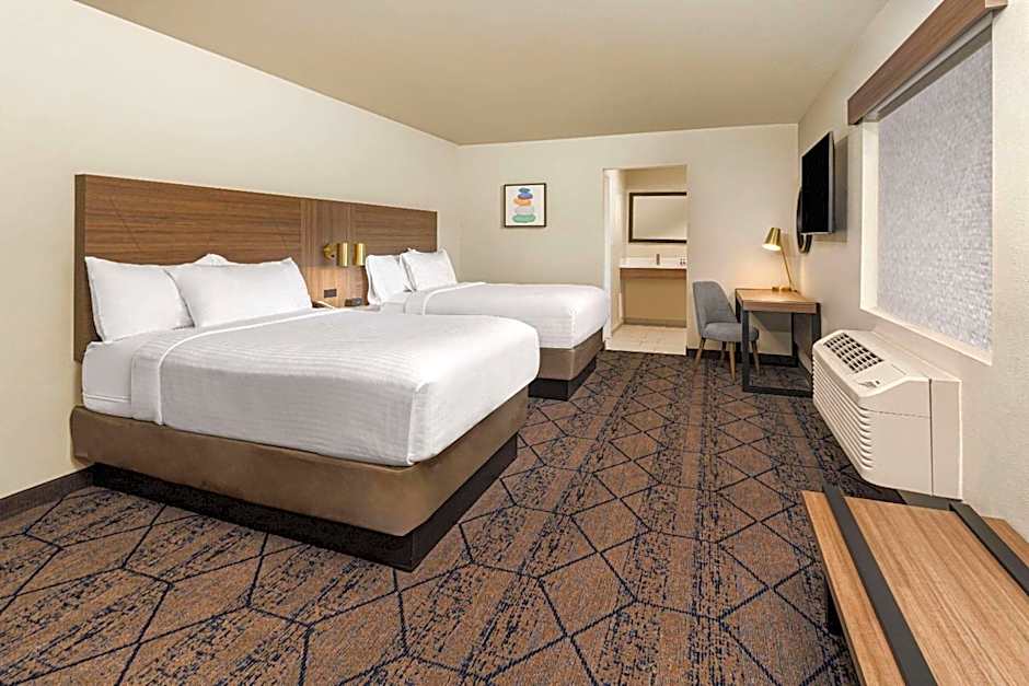 Ramada by Wyndham Modesto Yosemite Area
