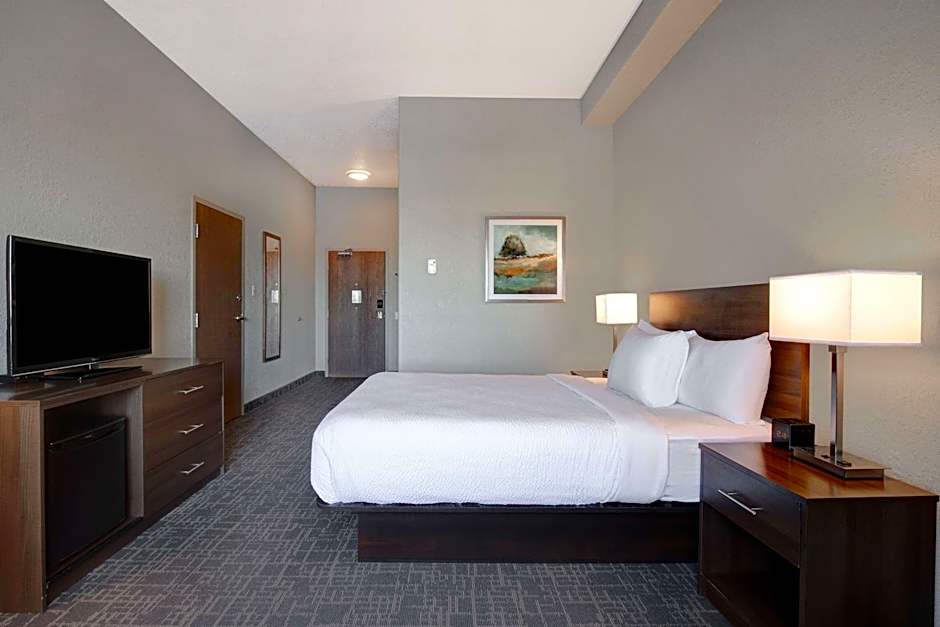 Days Inn & Suites by Wyndham Yorkton