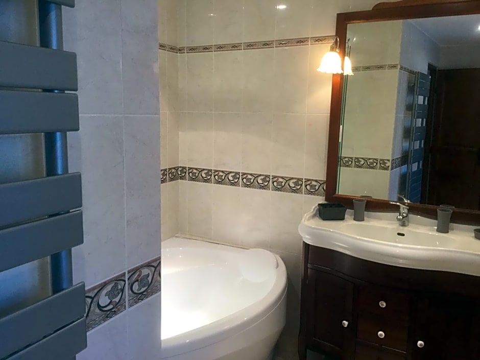 Les Crinieres En Brie