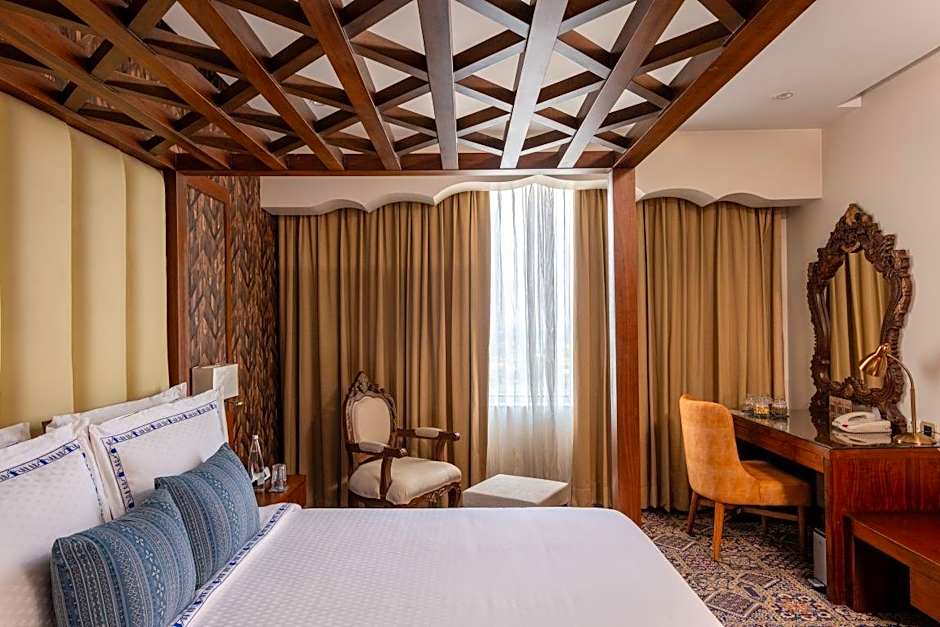 Saura Hotel, Agra- A Club Mahindra Associate
