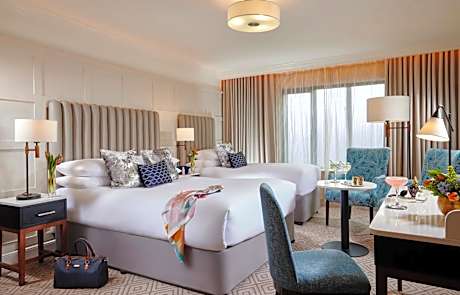 Castlecourt Hotel, Spa & Leisure