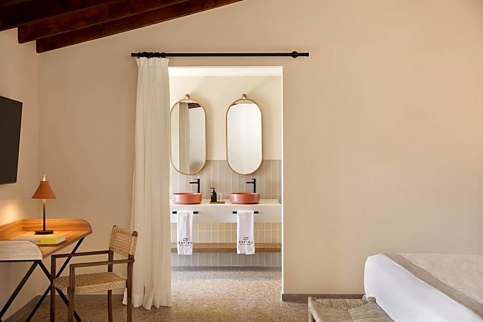 Son Sabater by Zafiro