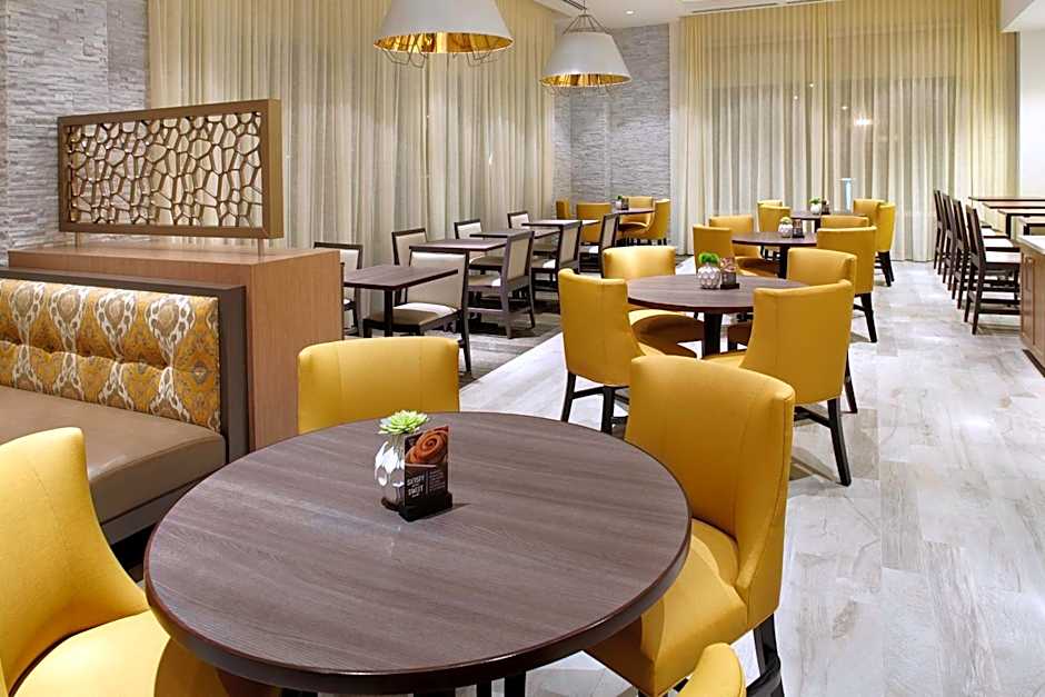 Hyatt Place Miami Airport East