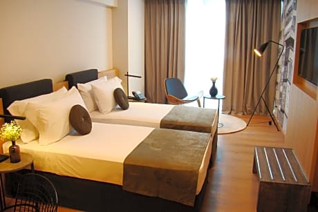 Two Twin Beds Non Smoking Room