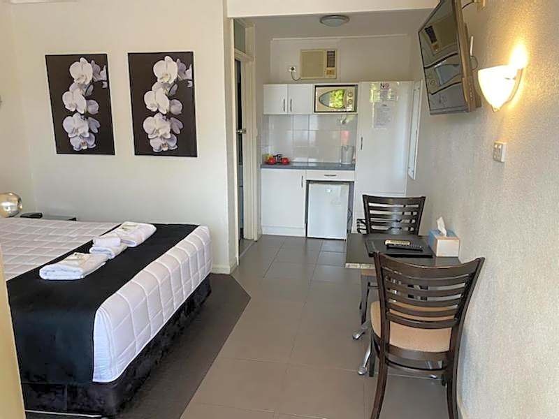 The Esplanade Motel