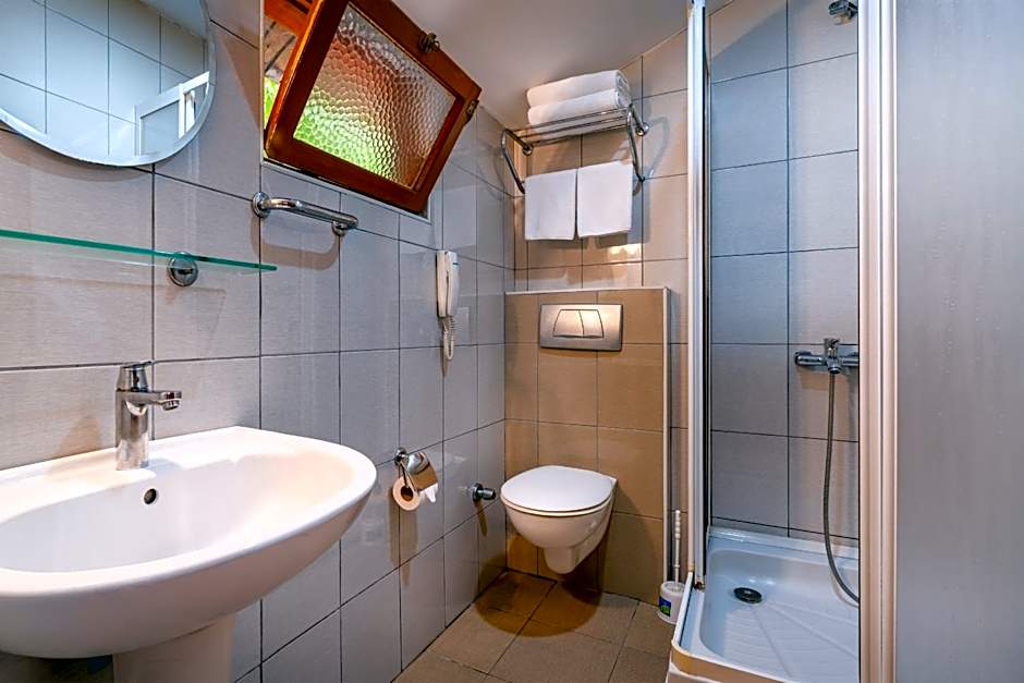 Ozlem Garden Hotel