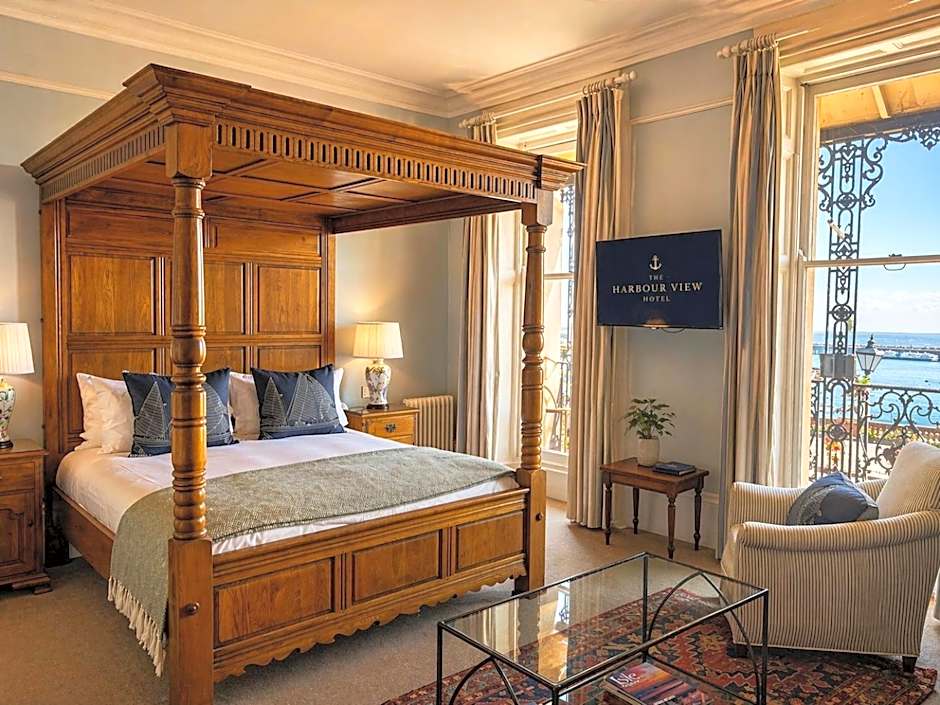 The Royal Harbour Hotel