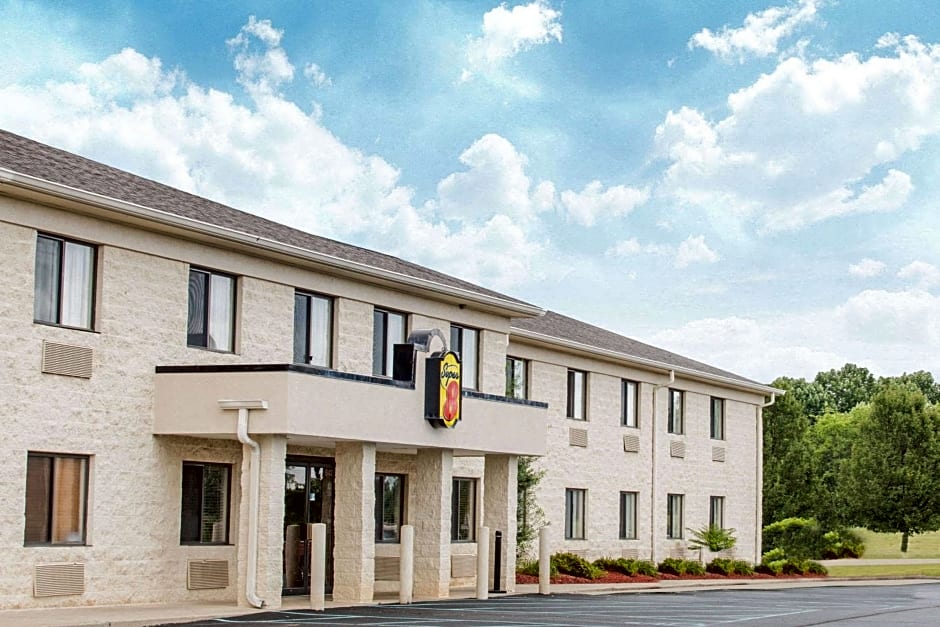 Super 8 by Wyndham Bedford