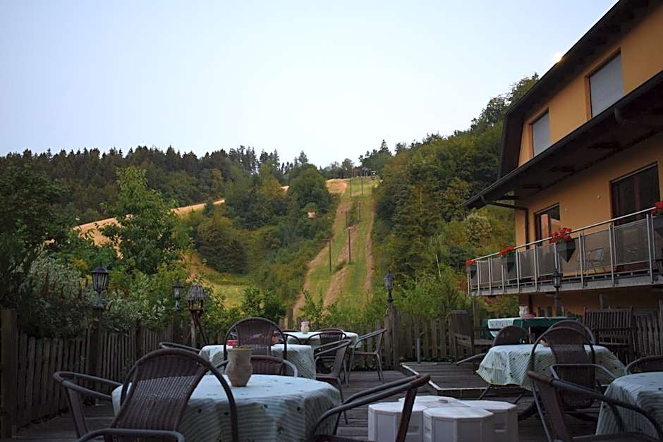 Waldhotel