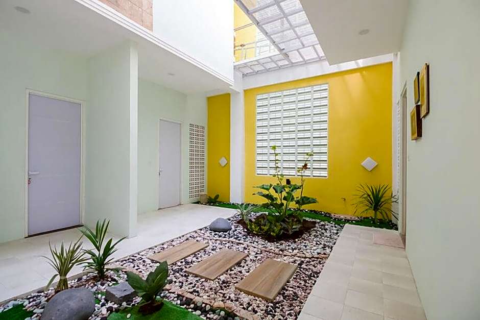 RedDoorz near UMY Yogyakarta 3