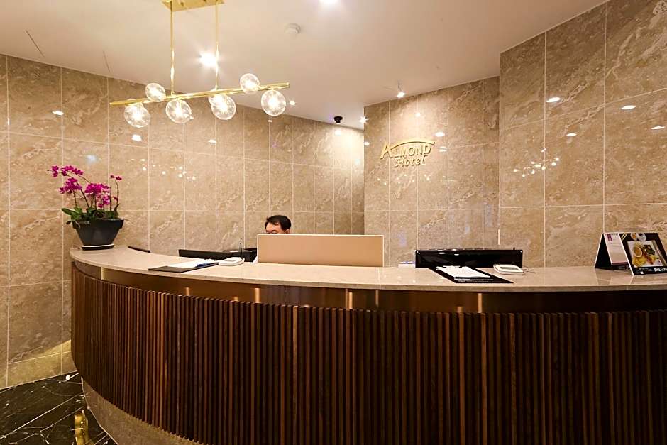 Almond Hotel Busan Station
