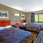 Super 8 by Wyndham Tilton/Lake Winnipesaukee