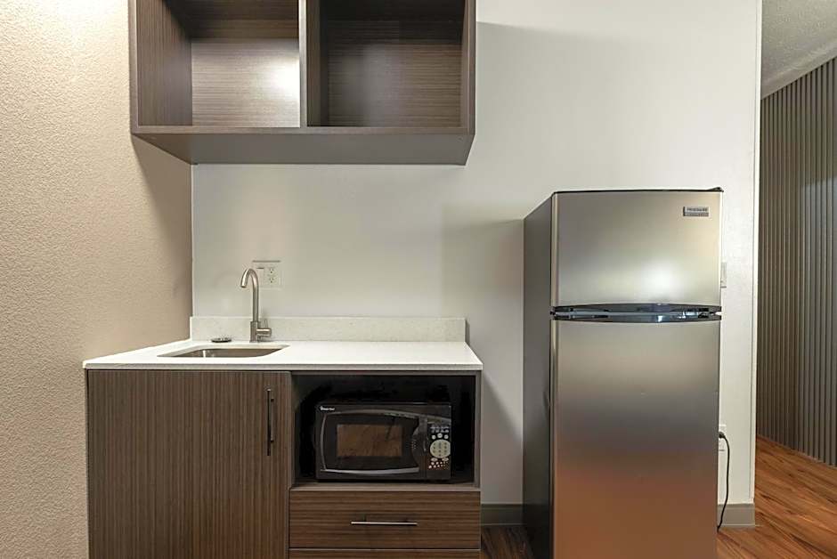 Studio 6 Limon, CO I 70