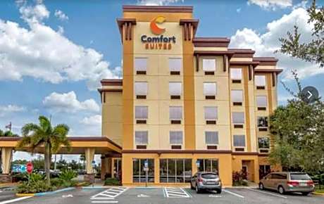 Comfort Suites Orlando Airport