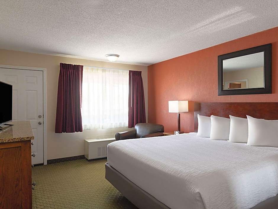 Ramada by Wyndham Elko Hotel at Stockmen's Casino
