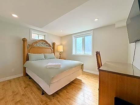 Cozy Rooms in Bright Walkout Suite - Newly Renovated in 2026